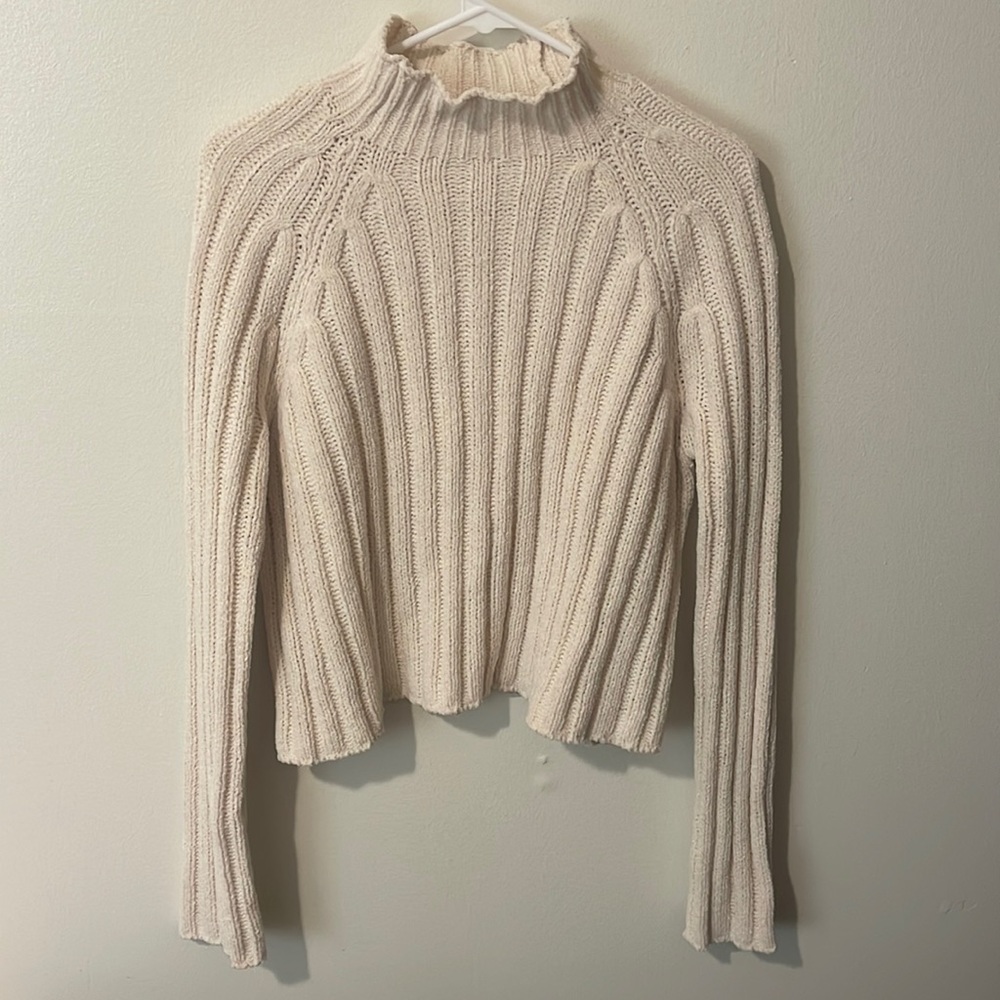 Cropped sweater